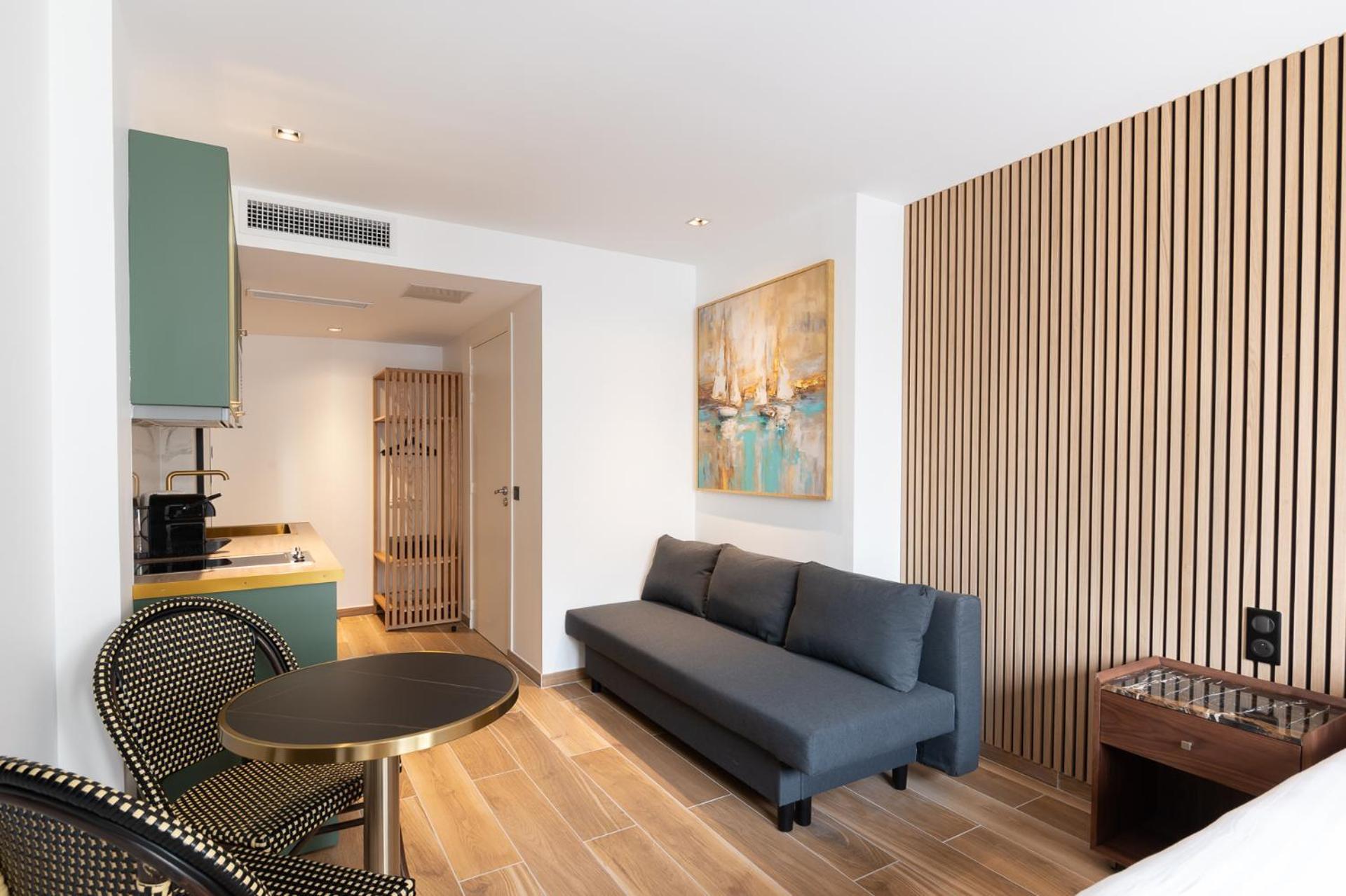 Les Hcr 4* Parigi
